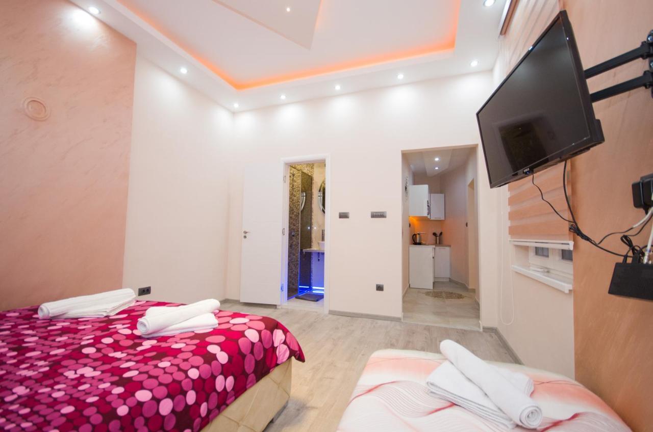 Lupino Apartments Belgrado Esterno foto